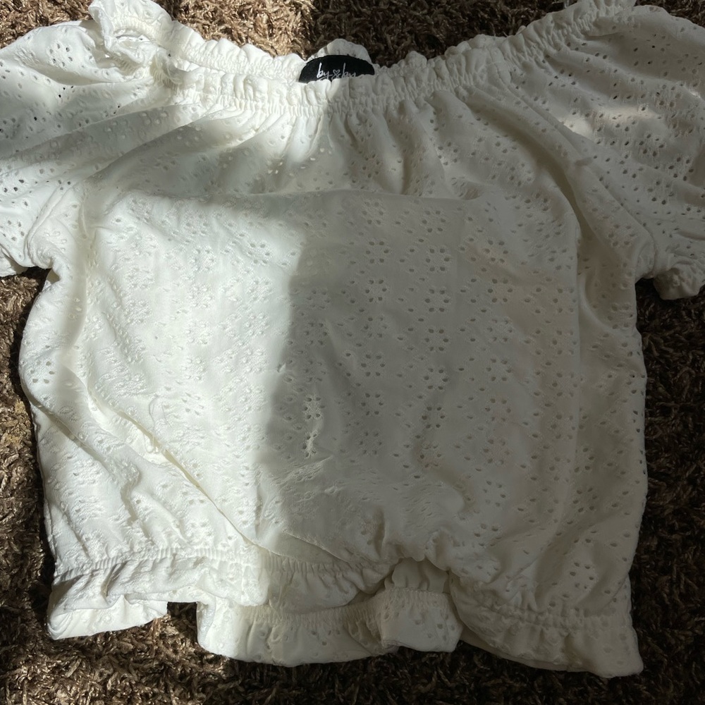 White crop top